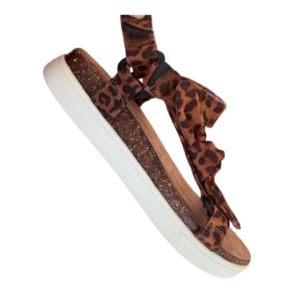 Wonder Nation Sandals